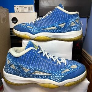 Size 11 - Air Jordan 11 Retro IE Low Argon Blue 2007